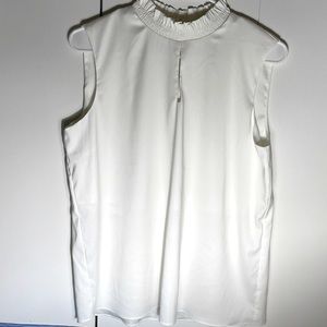 Tahari White Sleeveless top size M